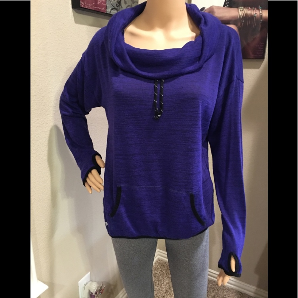 IDEOLOGY COWLNECK SWEATSHIRT W/ THUMBHOLES & FRONT POCKETS - SM